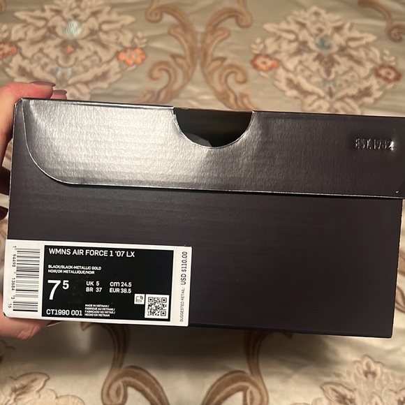 Womens AF1 size 7.5 - Picture 7 of 7